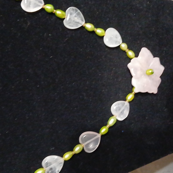 Vintage Eyecatching 18" Green Pearl, Pink Hearts and Flower Necklace - Picture 2 of 6